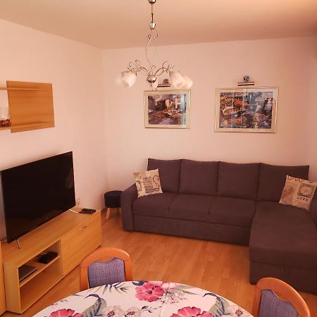 Risika Apartmani מראה חיצוני תמונה