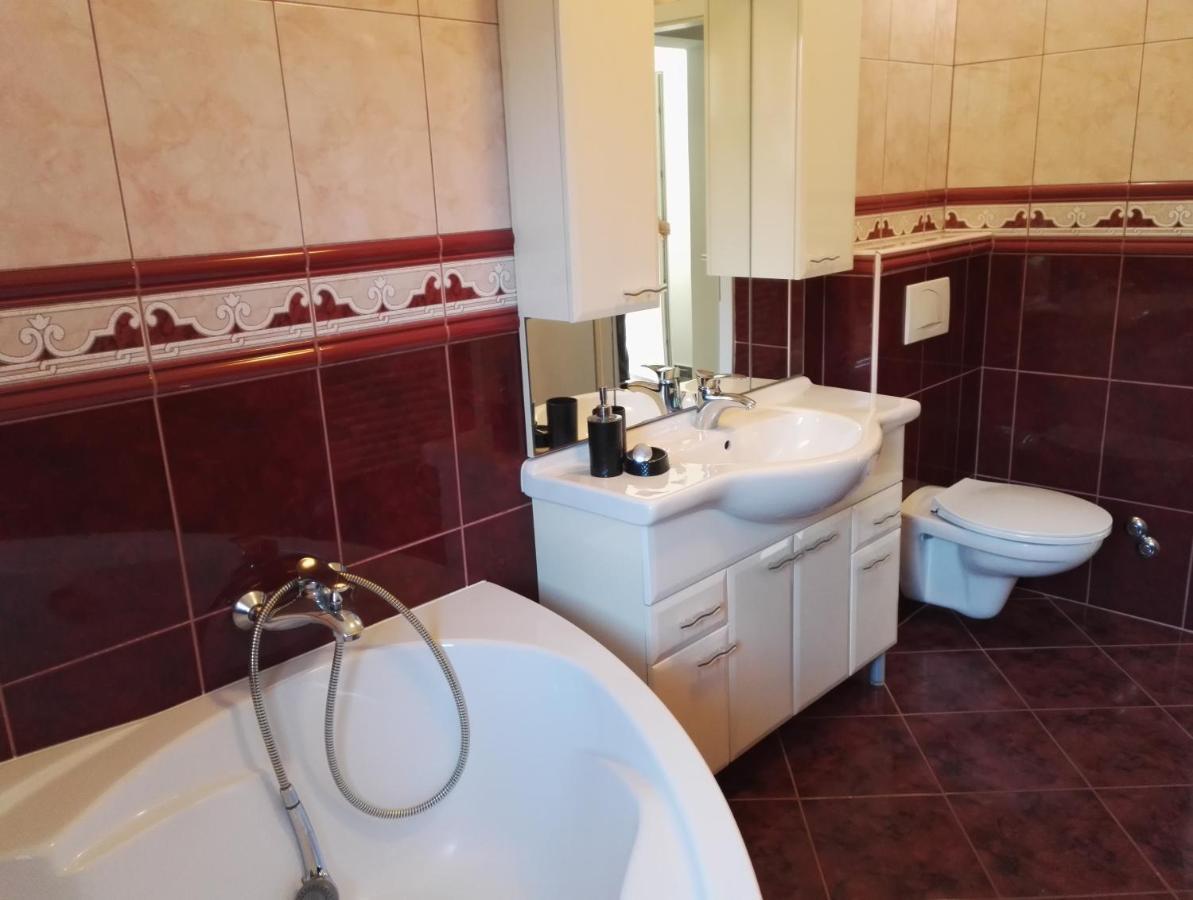 Risika Apartmani מראה חיצוני תמונה