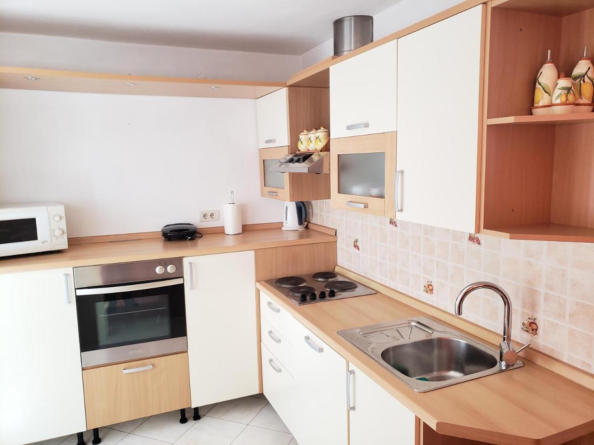 Risika Apartmani מראה חיצוני תמונה